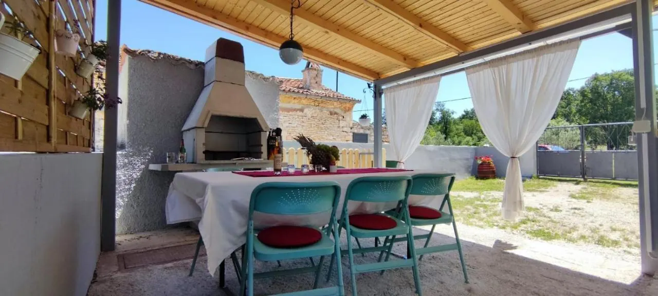 Apartment Lana Svetvinčenat