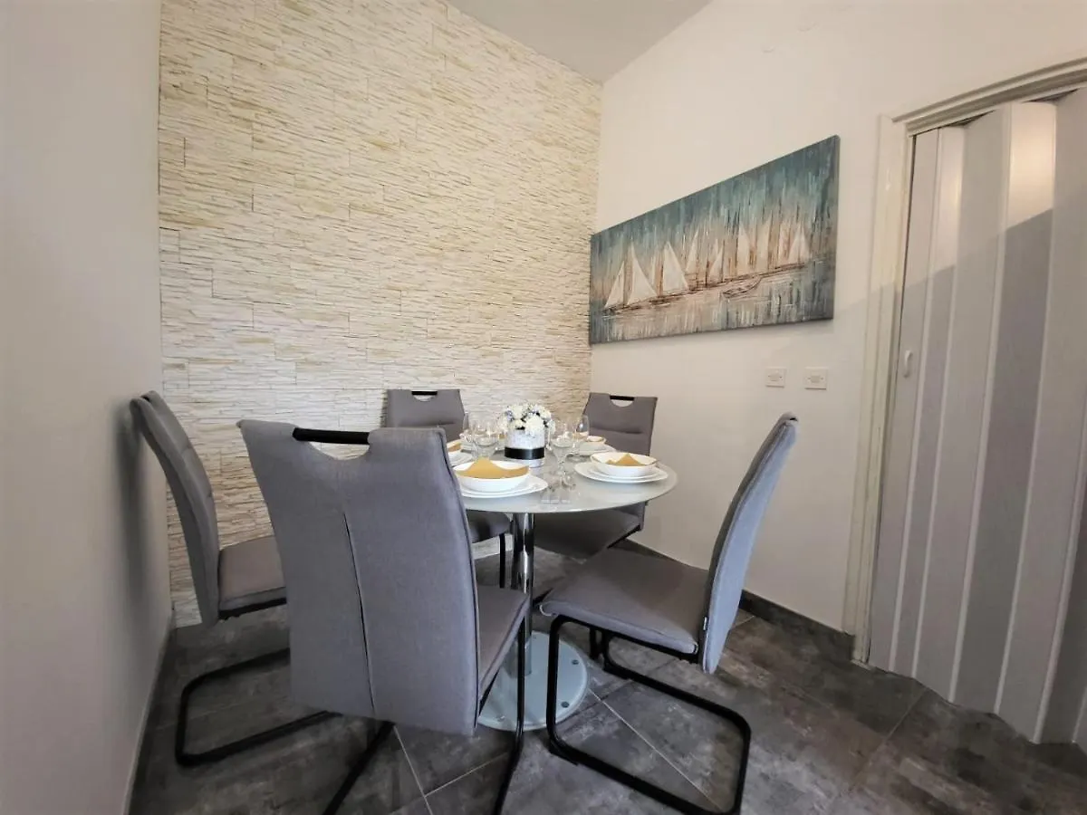 Apartment Lana Svetvinčenat
