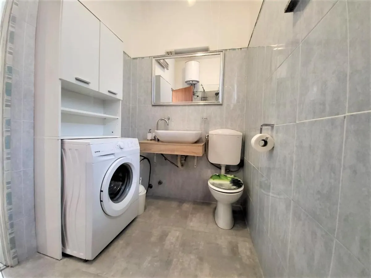 Apartment Lana Svetvinčenat