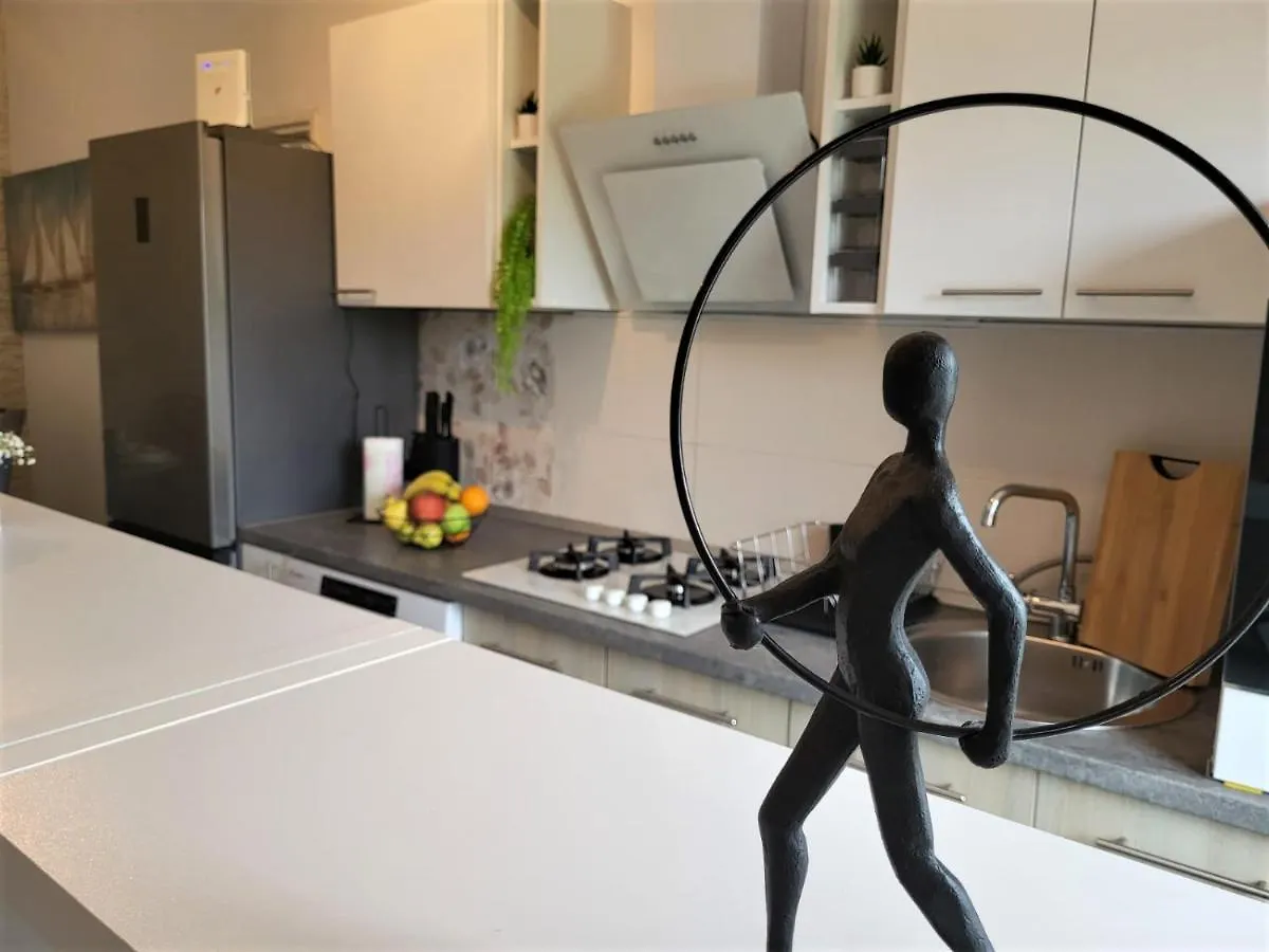 Apartment Lana Svetvinčenat 0*,  Κροατία